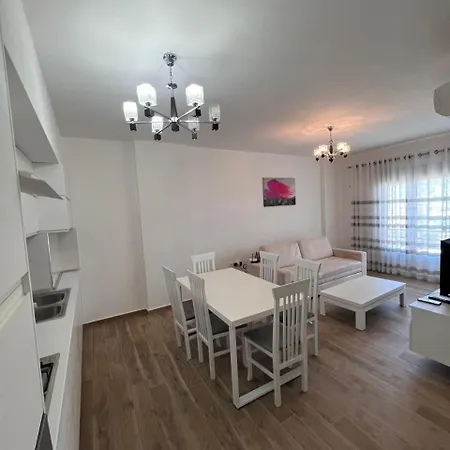 Apartment Nandocity Vlorë